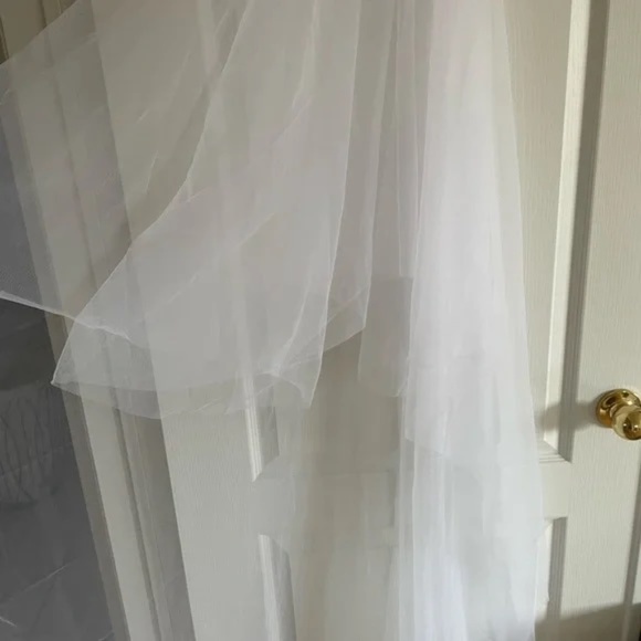 Designer Floor-Length White Wedding Veil with Blusher main image 8